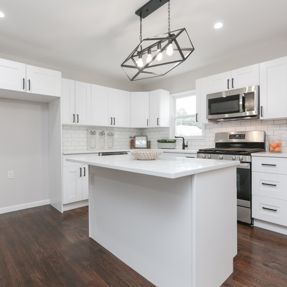 Cabinet refacing by a vetted local pro